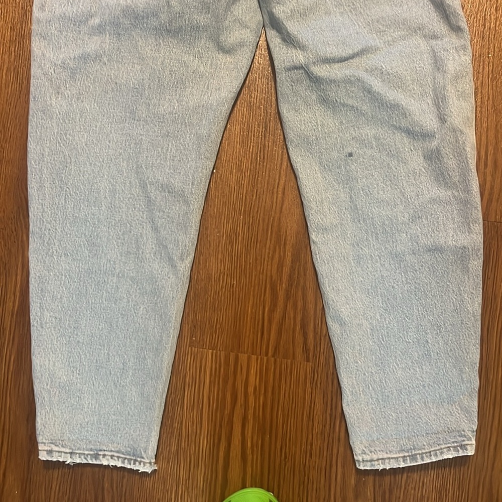 Abercrombie Curve Love The 80s Mom High Rise Jean W26 2S - Picture 8 of 10